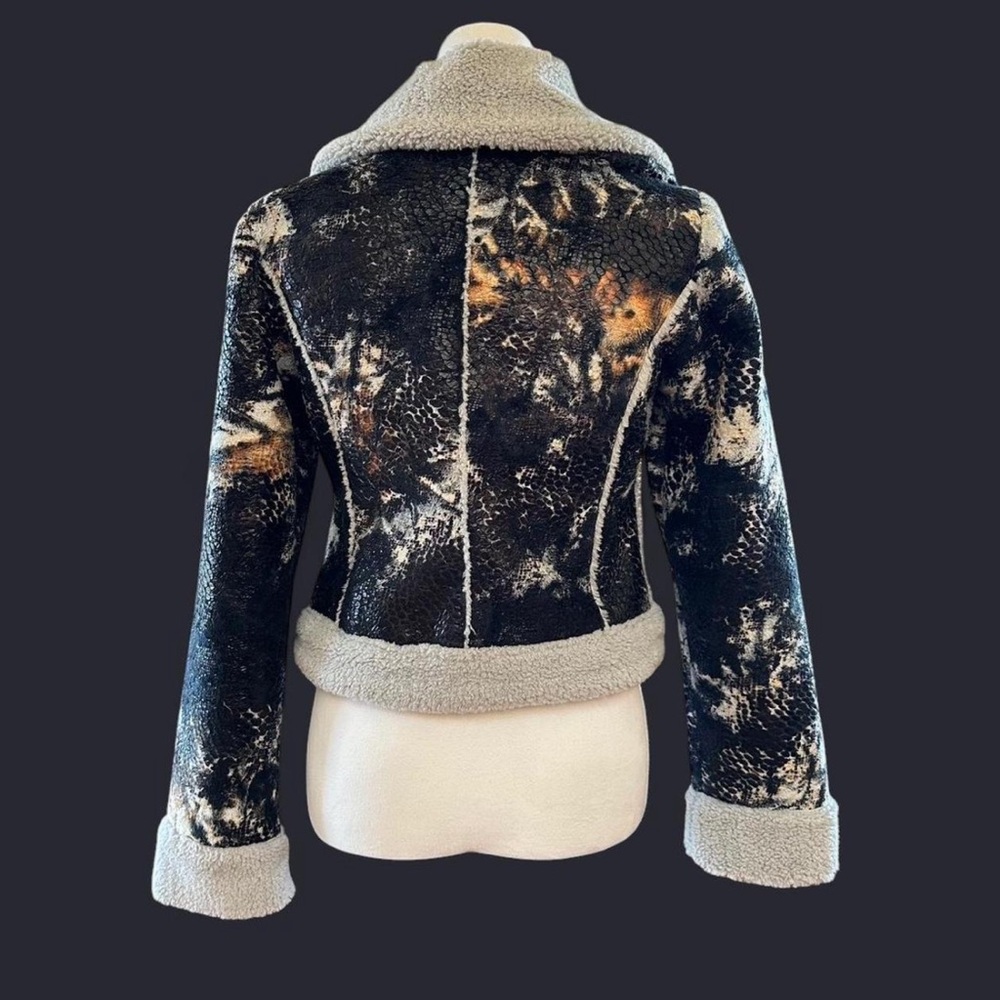 Y2k Blanc Noir Fleece Cropped Jacket
